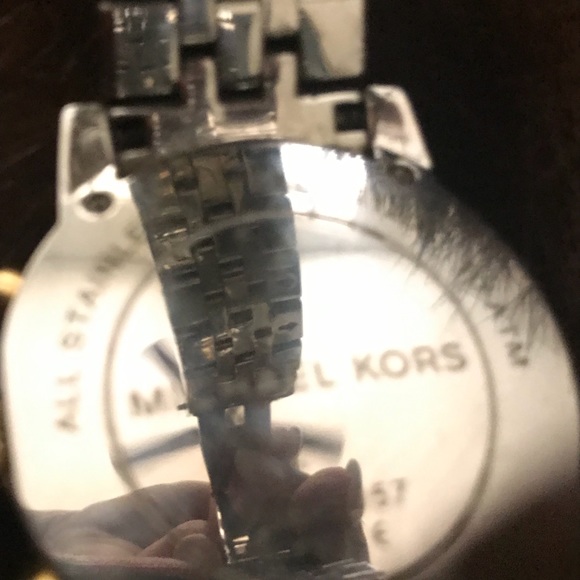 Michael Kors 2 tone Watch - Picture 5 of 8